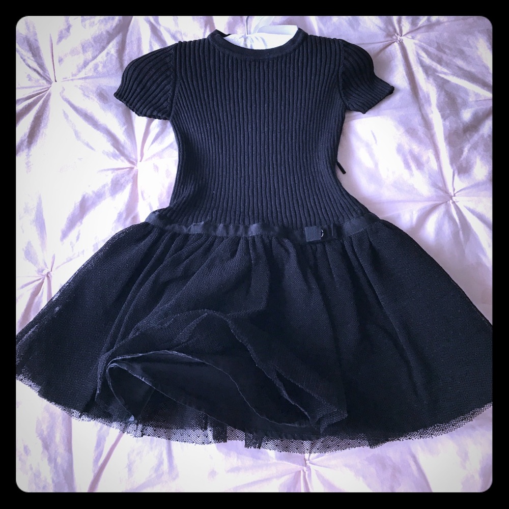 ‼️Price Firm‼️Authentic Gucci baby dress. Perfect for the holidays 🎁🎅🏽🎄